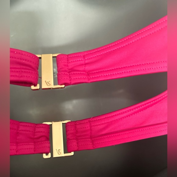 Victoria’s Secret The Bombshell” halter top bikini top size 32 D - Picture 5 of 7